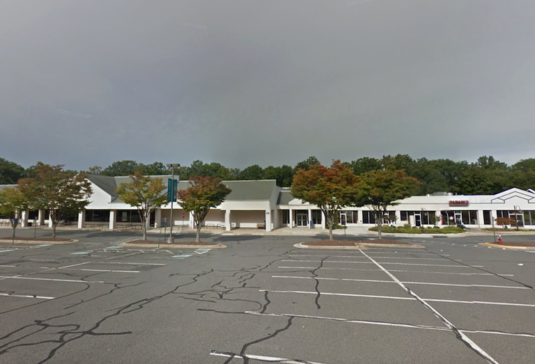 Tall Oaks Shopping Center