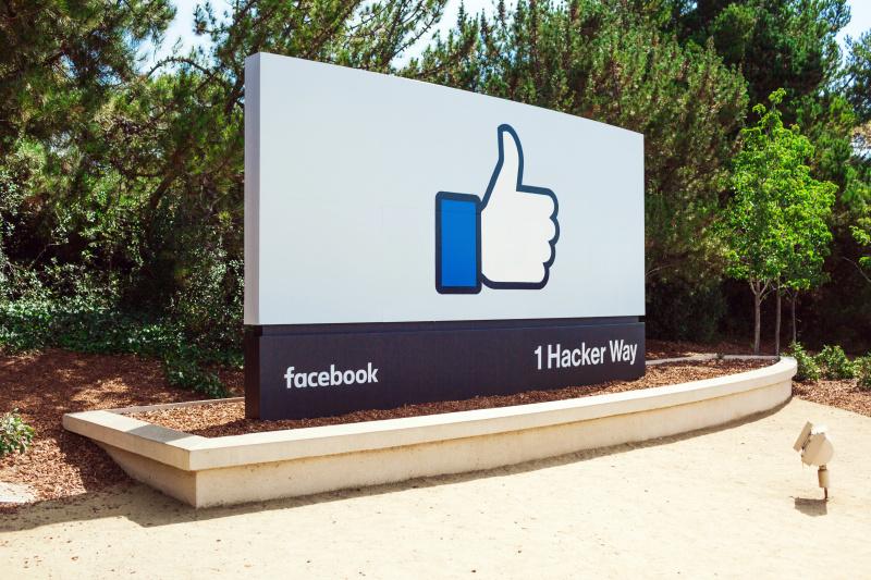 Facebook Pledge