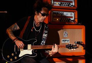 Earl Slick