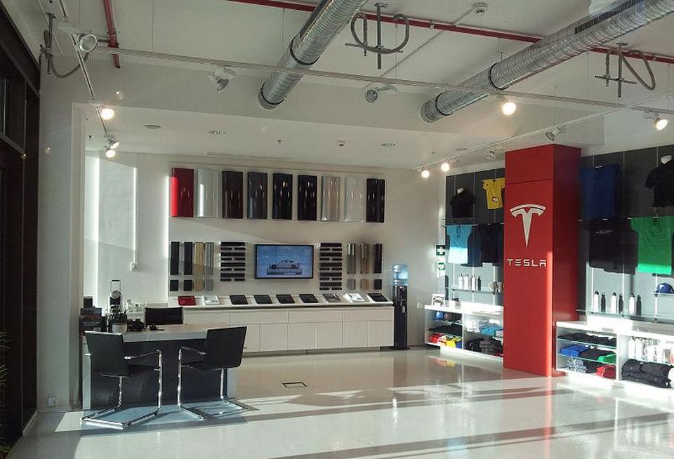Tesla Showroom