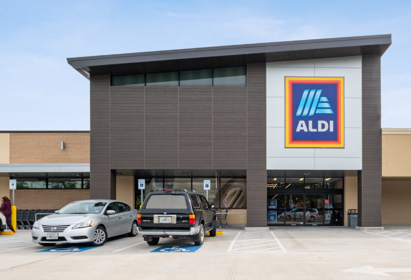 This Week's Houston Deal Sheet: Whitestone REIT Acquires Garden Oaks Shopping Center