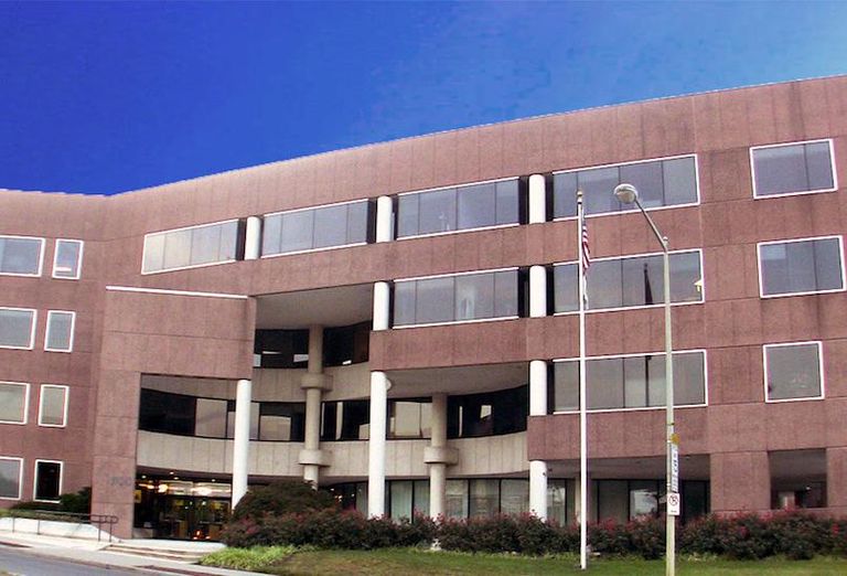 800 9th St. Waterfront Centre