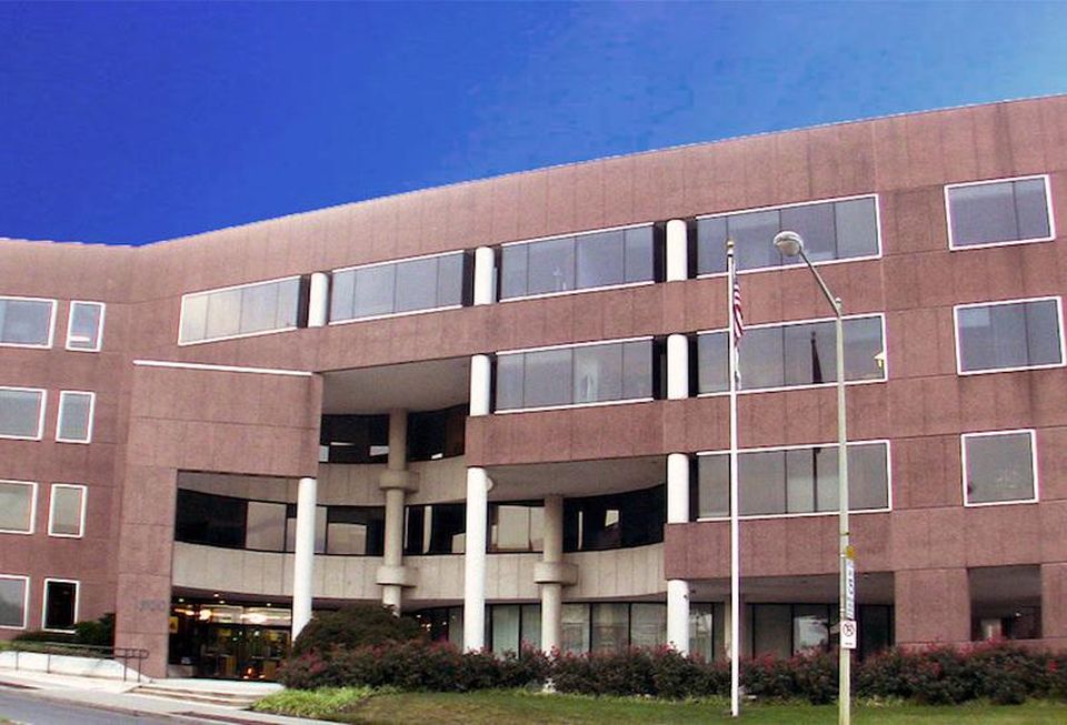 800 9th St. Waterfront Centre