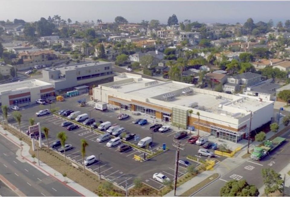Paragon Commercial Group's Gelson’s Shopping Plaza in Manhattan Beach