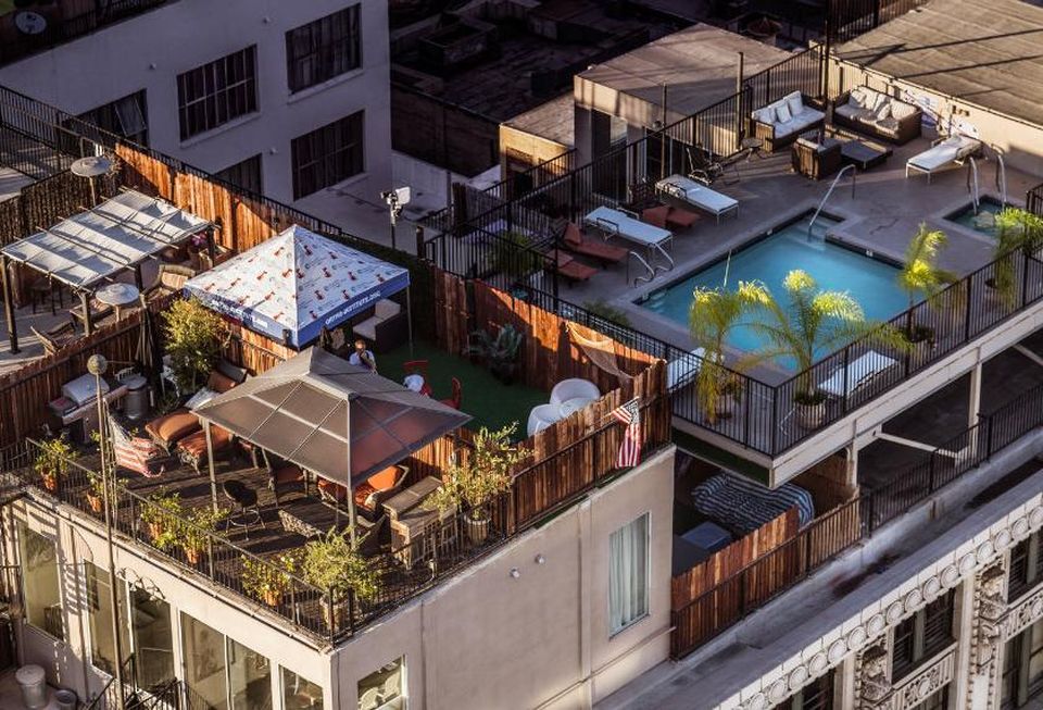 rooftop pool, cool amenities