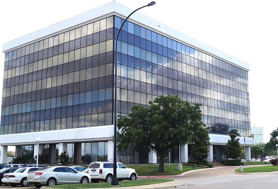 TABC leased the remainder of its floor in Arlington Downs Tower to expand to 15k SF in the Region 2 office. This deal and a couple others will push building occupancy above 90%. TABC signed a seven-year renewal and expansion, adding more than 1k SF of office space. Bradford’s Erik Blais and Richmond Collinsworth repped the landlord, J&F Investments GP.