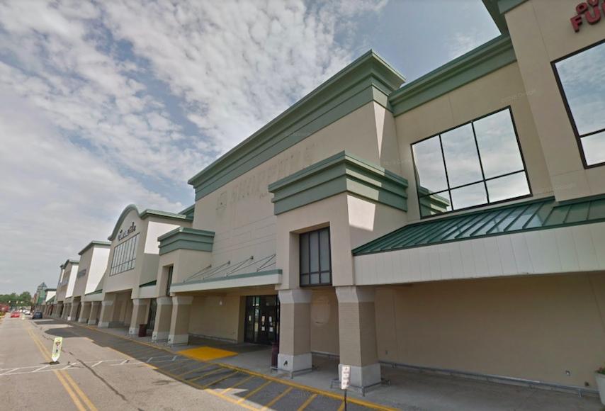The former Shoppers location at 6200 Little River Turnpike in Alexandria where Giant will open