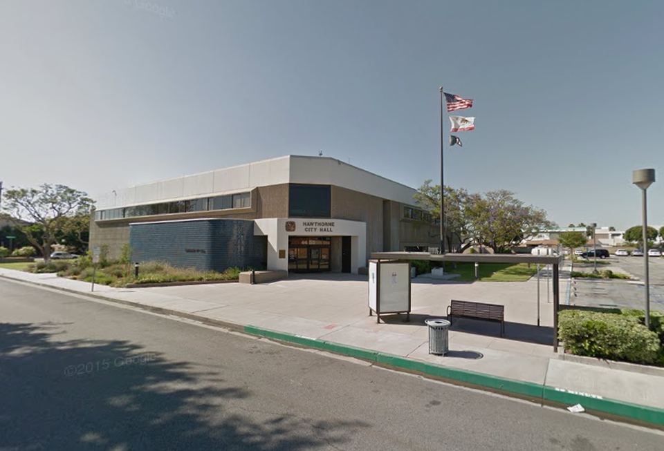Hawthorne City Hall, CA