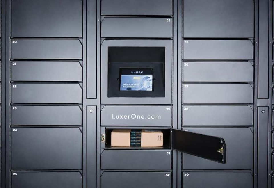 USPS Luxer One