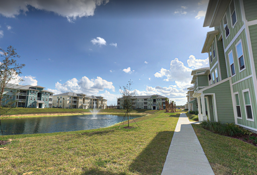Airbnb Converted This Building To A Hotel And The Tenants Are Not Happy