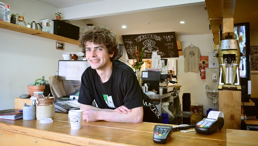 Seattle Proposes Scheduling Law For Retailers, Restaurants