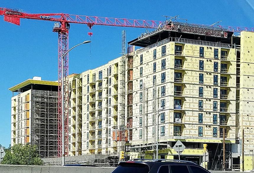 Multifamily Completions Reach 50-Year High, Dropping Asking Rents To 2-Year Low