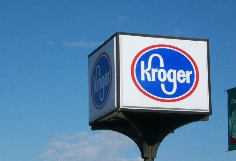 Kroger Sign. Wikimedia Commons/mcsquishee