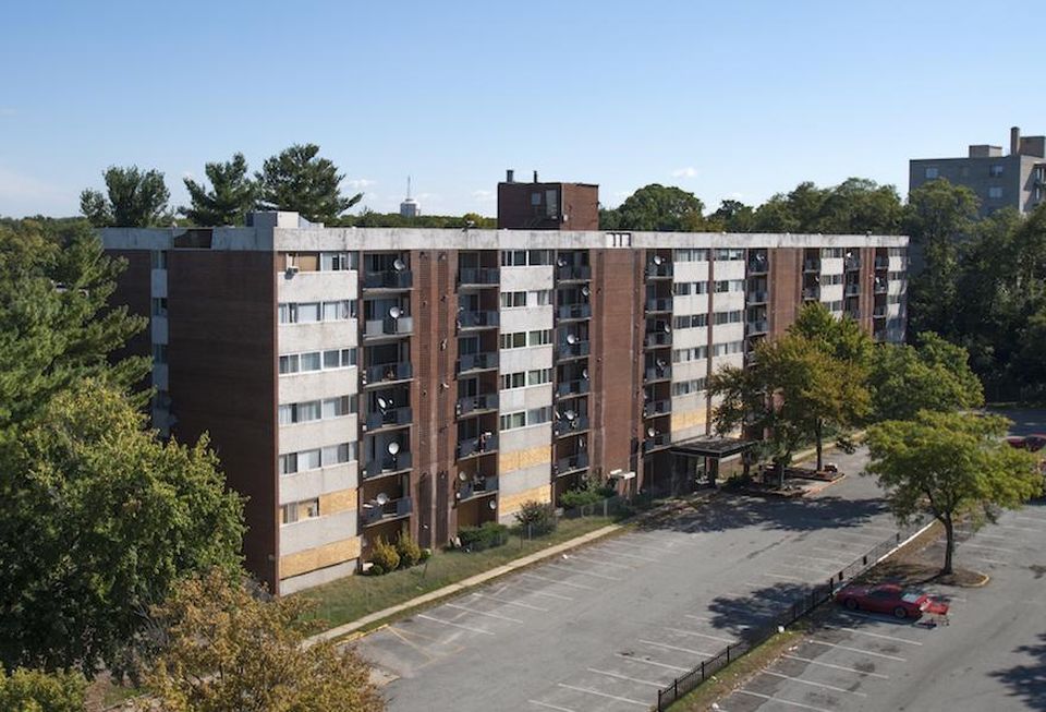 Lynnhill Condominiums