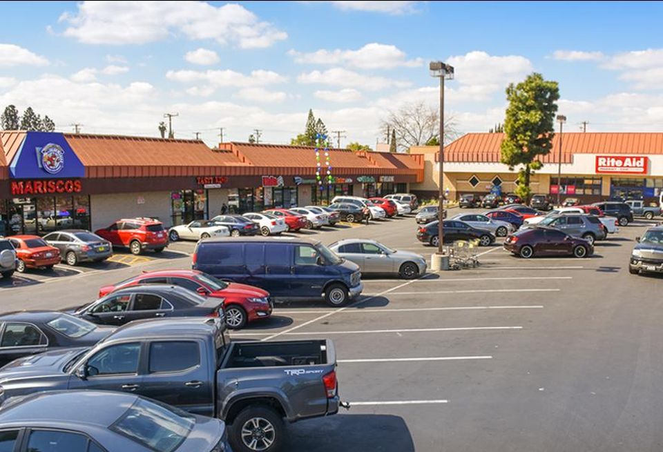 A private investor has acquired a 20,500 SF retail center in Maywood from an undisclosed family trust for $9.8M. The Maywood Towne Center at 4444 Slauson Ave. and 5921-5925 S. Atlantic Blvd. is anchored by a Food 4 Less and Rite Aid. Hanley Investment Group’s Ed Hanley and Bill Asher represented the seller. Marcus & Millichap represented the buyer.
