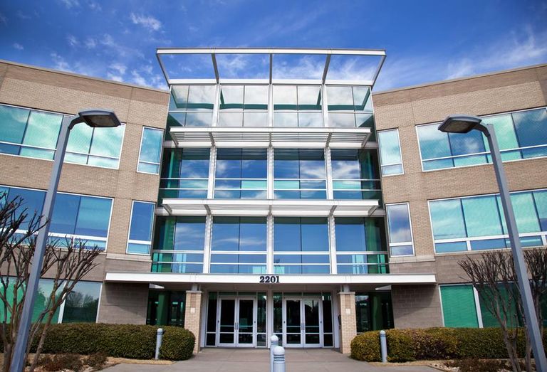 Cushman & Wakefield, a global leader in commercial real estate services, today announced that Plano Corporate Center East, a three story mixed-use office building located at 2201 West Plano Parkway, is now 100% leased. In just seven months, Cushman & Wakefield inked three separate deals to completely lease the 154,245 square foot building. Cushman & Wakefield’s Johnny Johnson, Trey Smith and Layne Mayfield negotiated the leases on behalf of the landlords, Griffin Partners and Angelo, Gordon & Co.