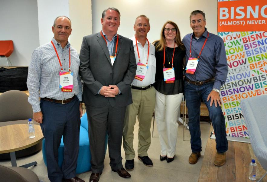 Bazaarvoice CEO Gene Austin, CBRE senior vice president John Gump, Moderator Swinerton Builders division manager Bret Hall, Google real estate executive Kristin Chiles, Iauckgroup principal Joe Gowing 
 
