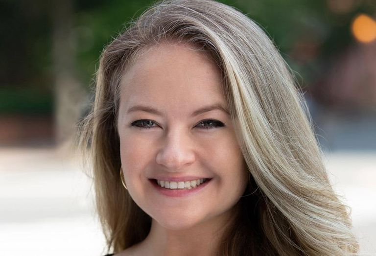 Walker & Dunlop Vice President Christine Pratt
