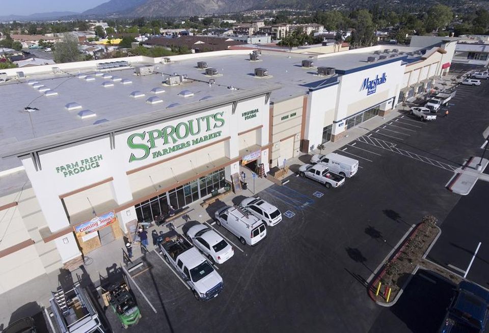 655 S. Grand Ave., Glendora, CA