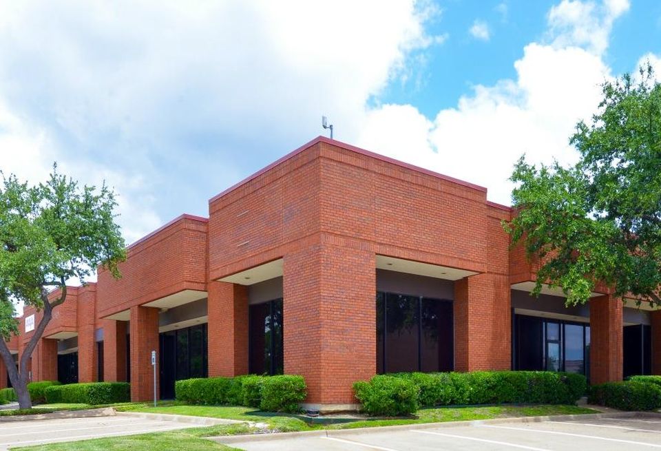 An affiliate of Hartman Income REIT completed 22K SF, 6-year lease to Independent Dealer Group Inc. at Central Park Business Center in Dallas.