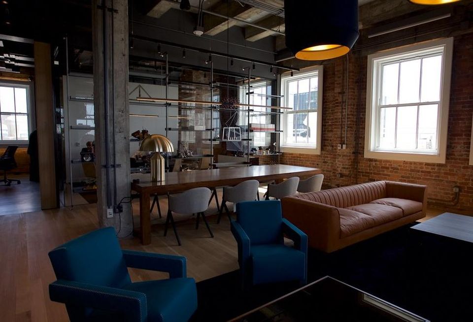 Office space lounge