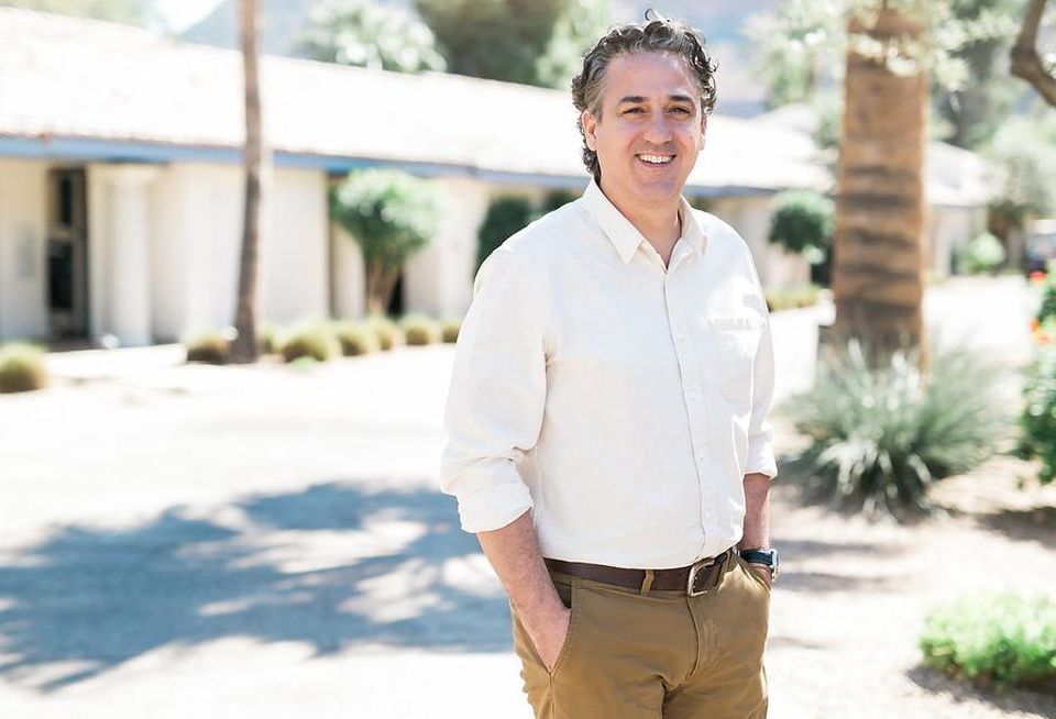 Starwood Retail Partners Vice President, National Restaurant and Entertainment Leasing Bryant Siragusa