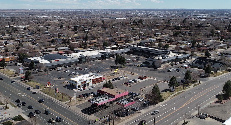 Dunton Buys Huron Plaza In Thornton