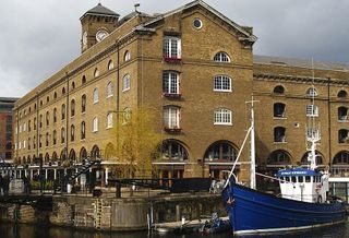 Singaporean Investor Lines Up Biggest London Deal Since The Summer