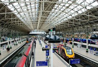 Manchester Piccadilly railway station