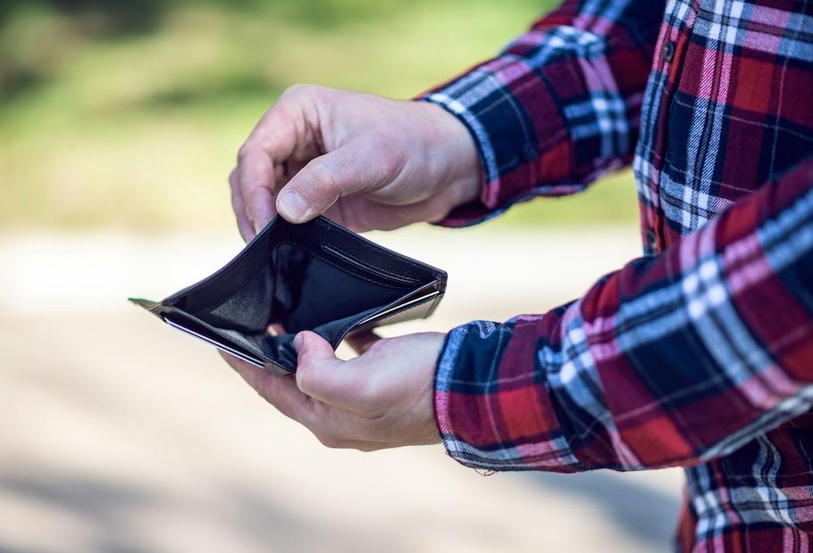 Empty wallet