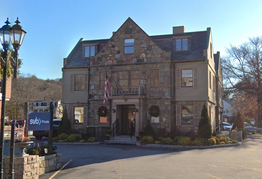 A Silicon Valley Bank location in Wellesley.