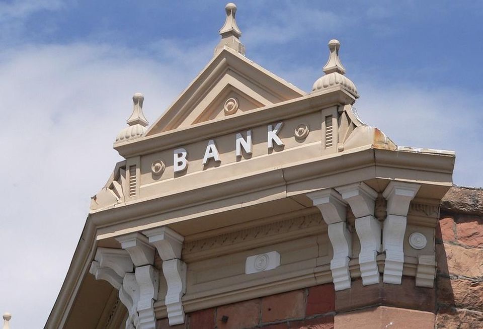 banks, bank