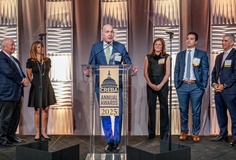 MRP Realty Managing Principal Bob Murphy accepting CREBA's Joseph Stettinius Jr. Leadership Award.