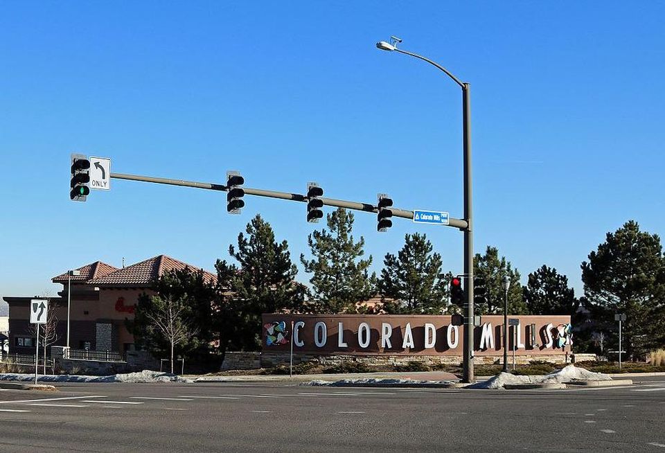 A photograph of the Colorado Mills sign