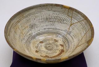 Kintsugi mending Korean bowl