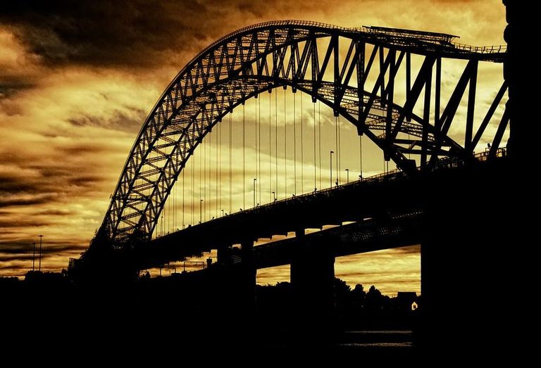 bridge, infrastructure spending