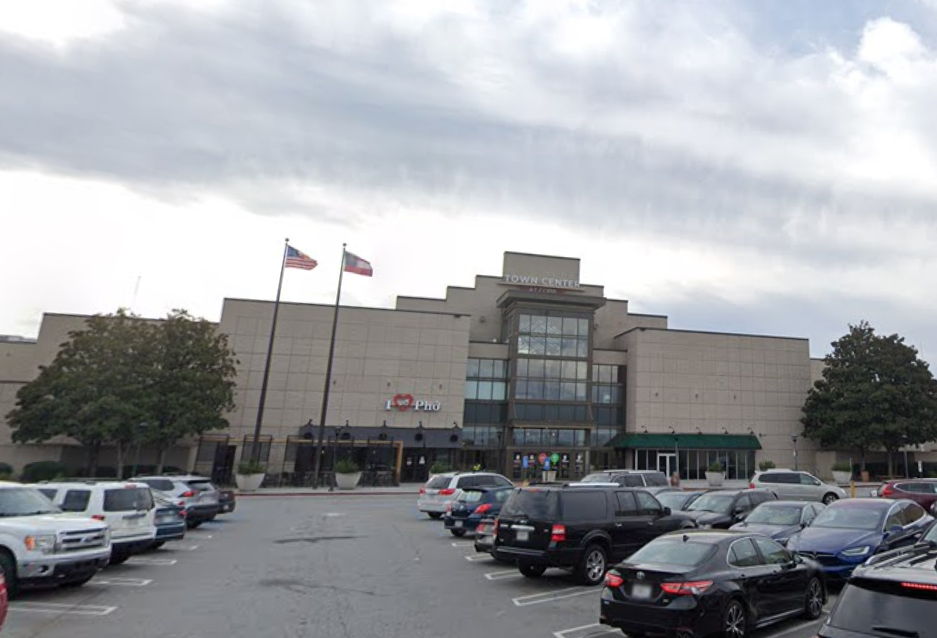 Kohan's Cobb County Mall Had Power Cut After Missing Payments. It Says A Turnaround Is Coming
