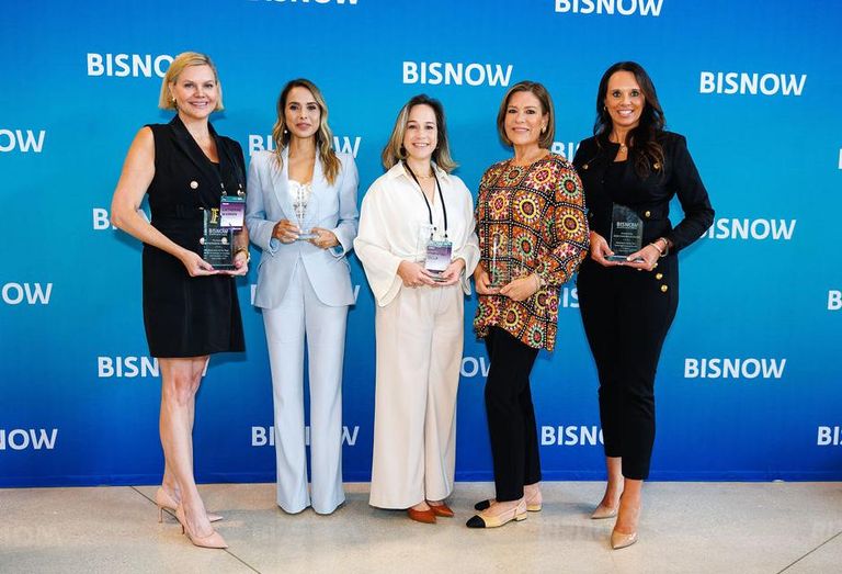 WLRE August 30 2023 - Innovators of the Year - Catherine Warren Selma Rabelo Christina Villa Tere Blanca Julie Northcutt-Dunn