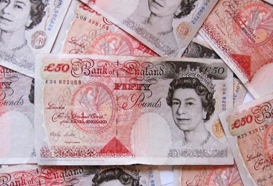 fifty pound notes money sterling bank