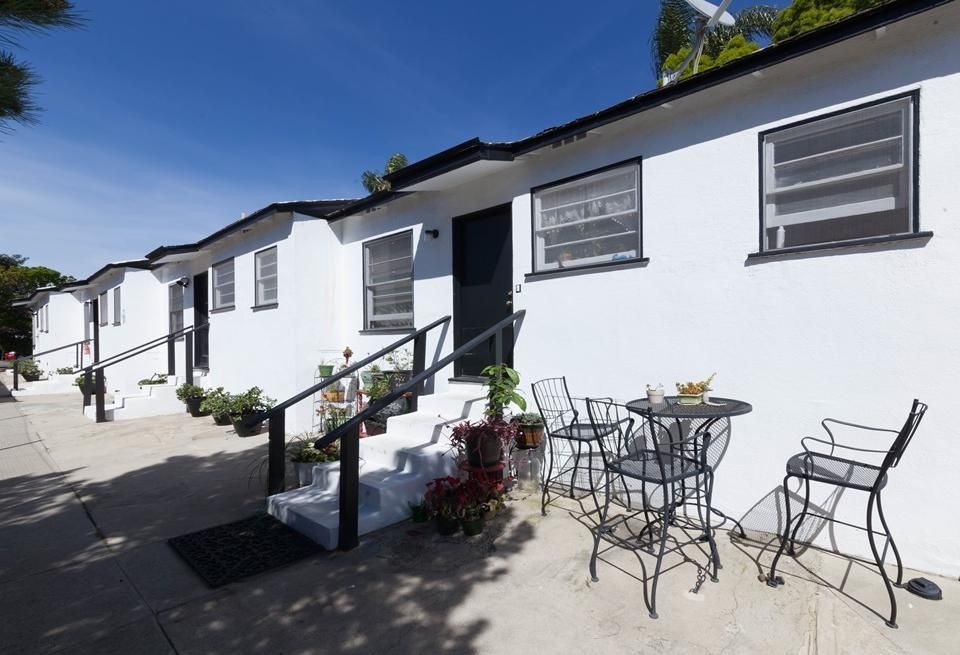 2206 Ocean Park Blvd., Santa Monica, CA