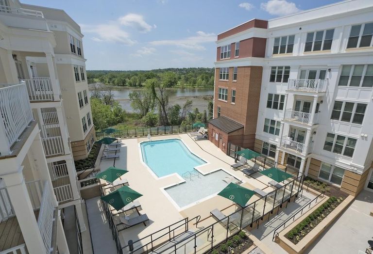 The 439-unit apartment building along the Potomac River in Alexandria that Bell Partners acquired. 