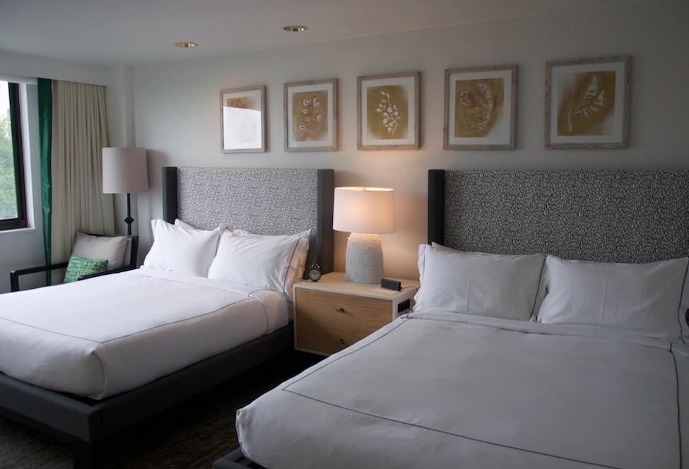 Glover park hotel room