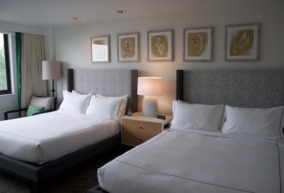 Glover park hotel room