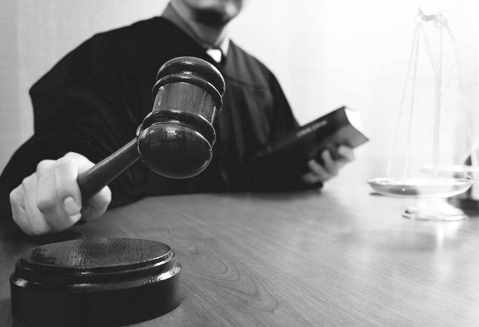 Judge gavel stock DO NOT USE