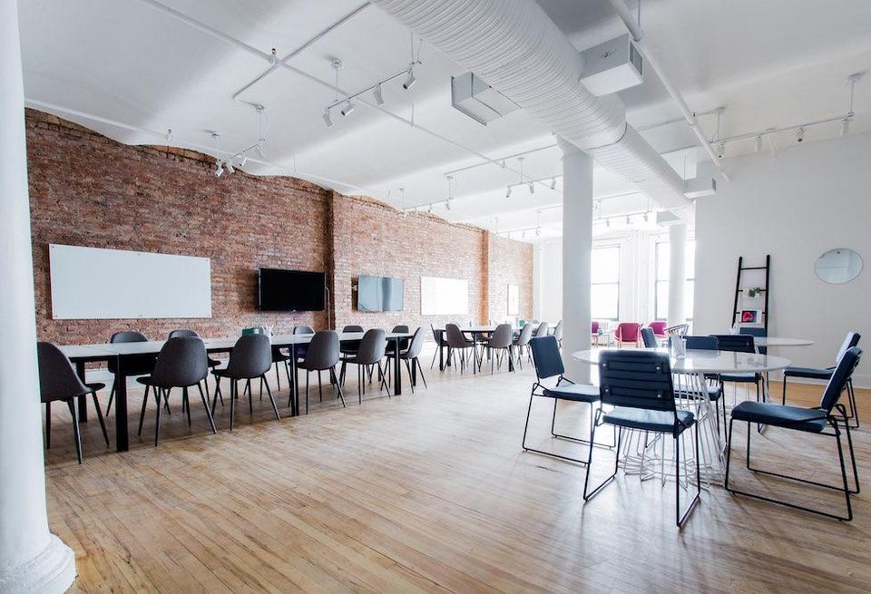 Breather's meeting space at 594 Broadway