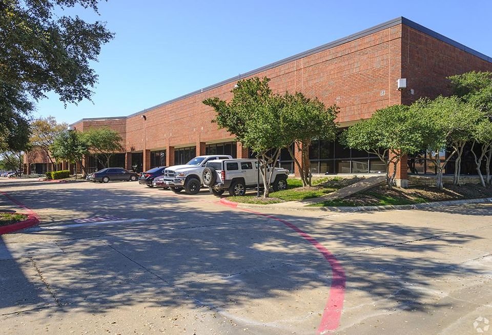 Glenville Business Center in Richardson