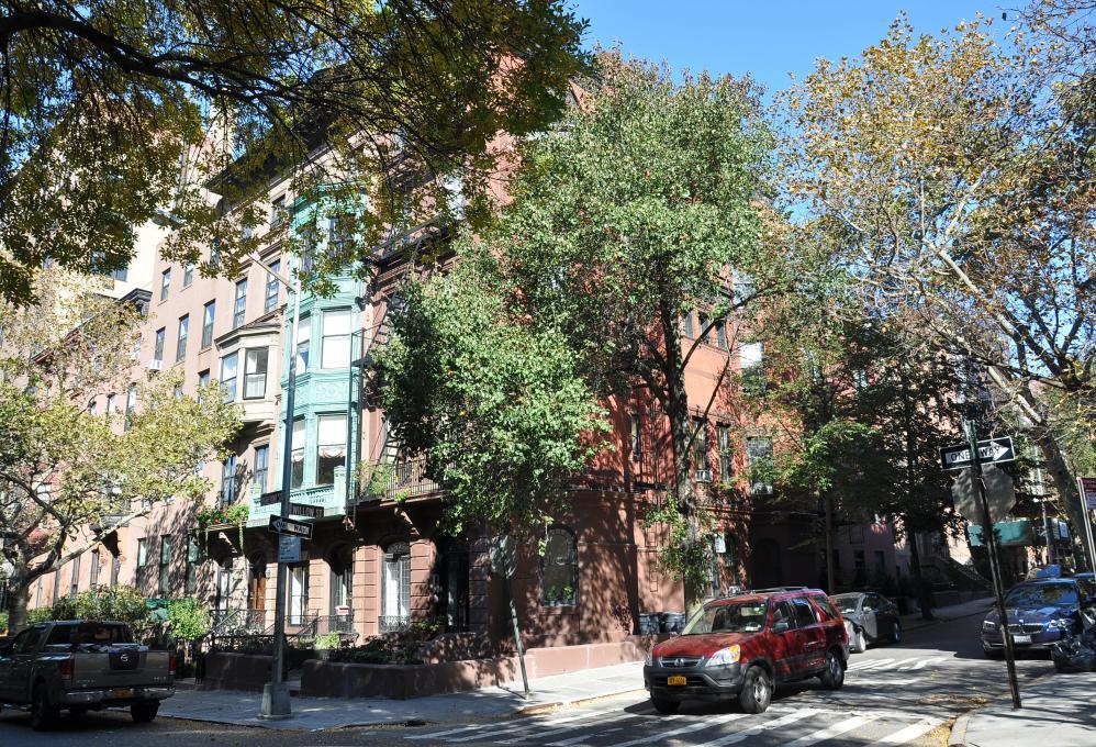 25 Pierrepont, an apartment building in Brooklyn Heights