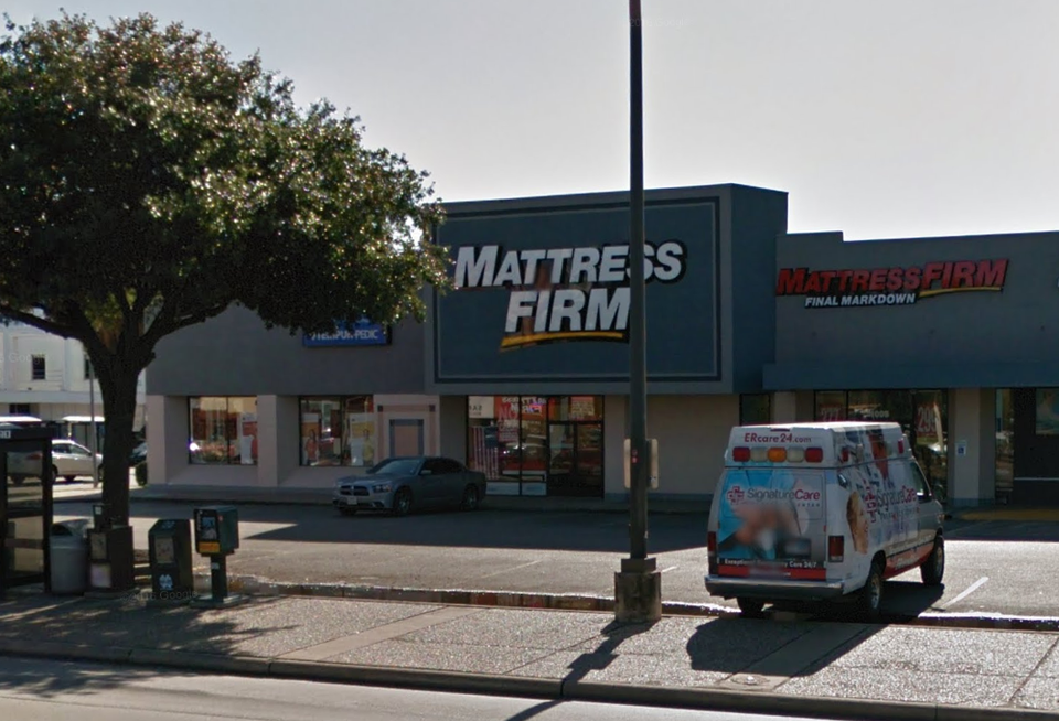 Mattress Firm, Montrose