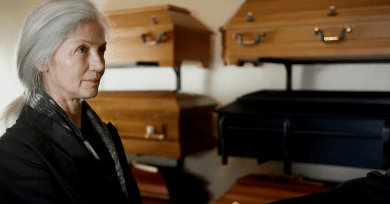 What to Do When You Have to Pay for Funeral Expenses
