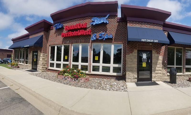 Welcome to our Hound Dog West Facility in Chanhassen, MN